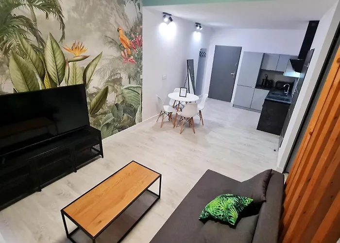 Apartment Quiet Street 11/2E